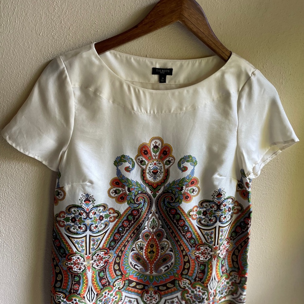 Talbot's Silk Paisley Patterned Blouse. Cap Sleeves, Side Zip. Cream, Green. 2P - Picture 5 of 11